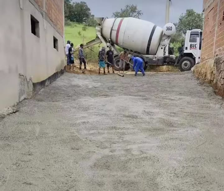  Itupevenses concretam ruas no Vale das Pedras e na Vila Esperança
